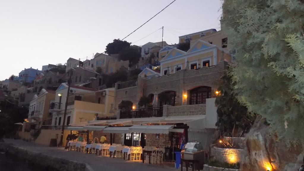 Ferienwohnung Odyssia Symi Exterior foto