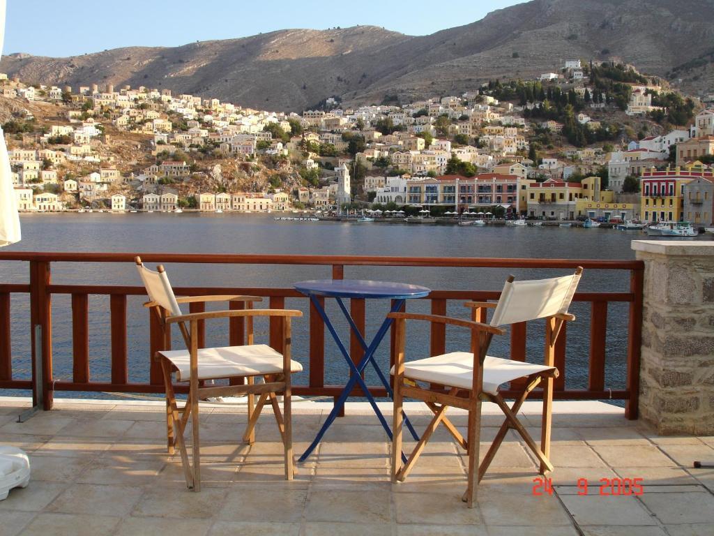 Ferienwohnung Odyssia Symi Exterior foto